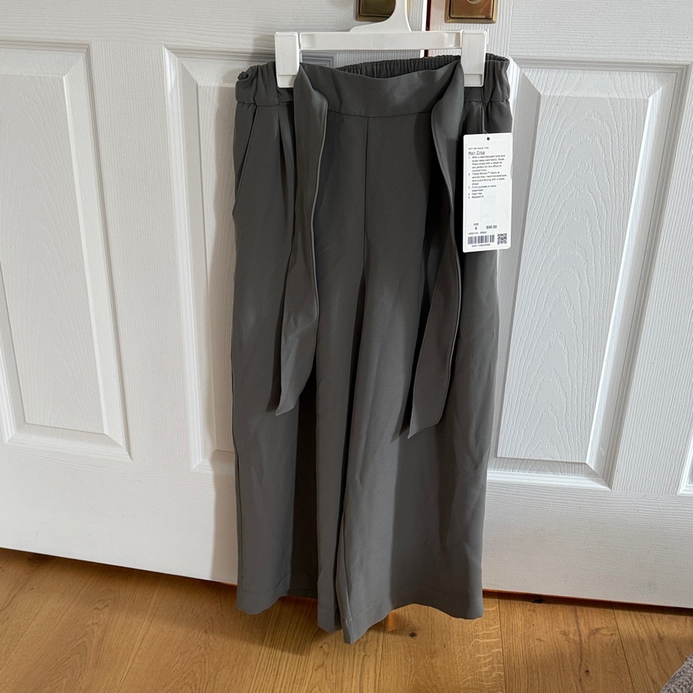 Lululemon Noir Crop Gray Wide-Leg Pants with Tie Waist